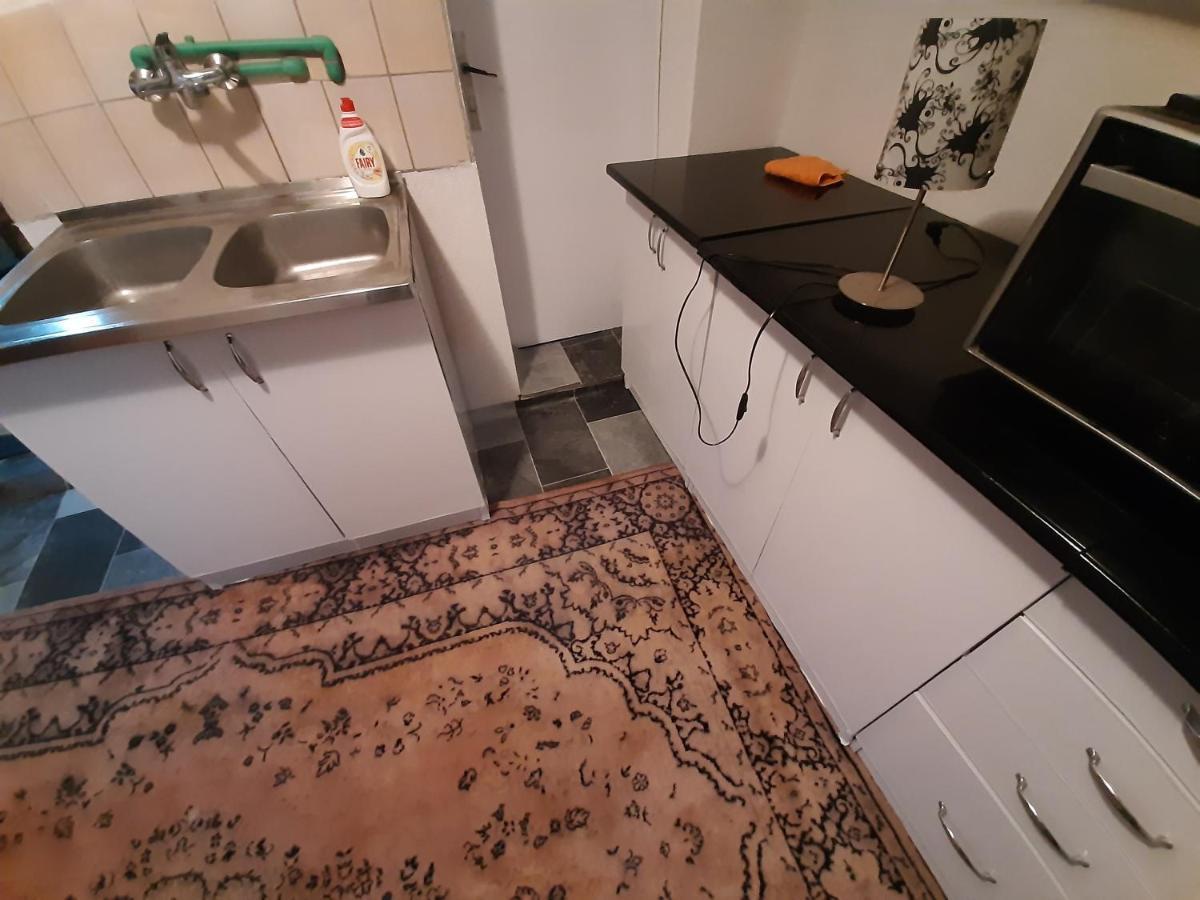Apartmán Sprat Kuce SJJ Exteriér fotografie